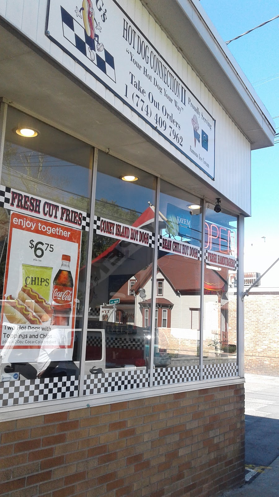 Mr Gs Hot Dog Connection | 400 Bay St, Taunton, MA 02780, USA | Phone: (774) 409-7962