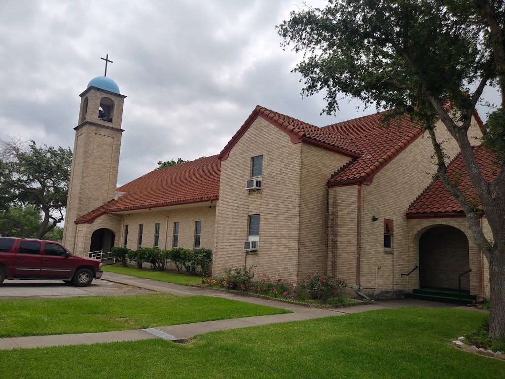 Sacred Heart Catholic Church | 906 E Sinton St, Sinton, TX 78387, USA | Phone: (361) 364-1768