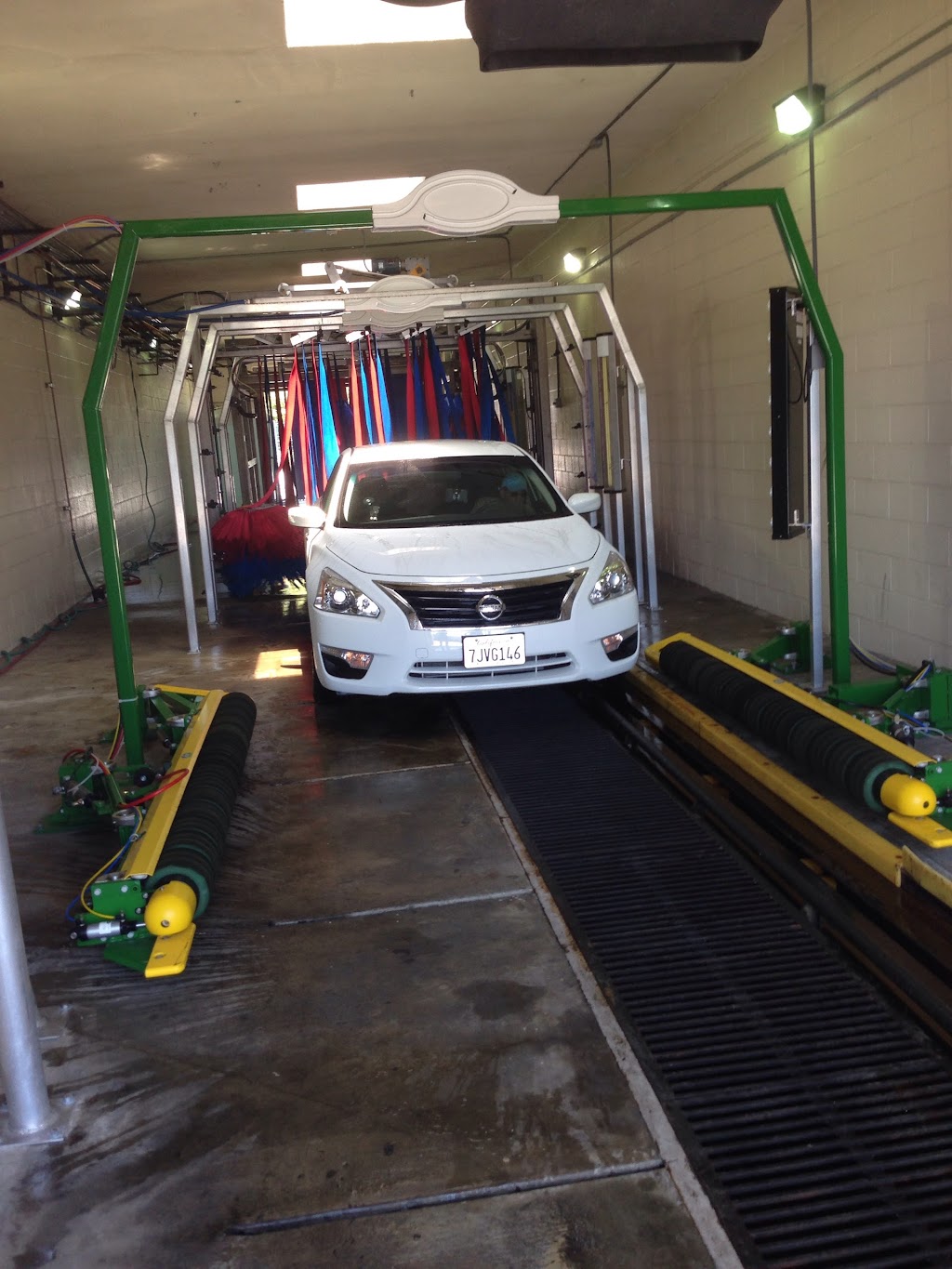 3-2-1 Carwash | 6066 Reseda Blvd, Tarzana, CA 91335, USA | Phone: (818) 342-9600