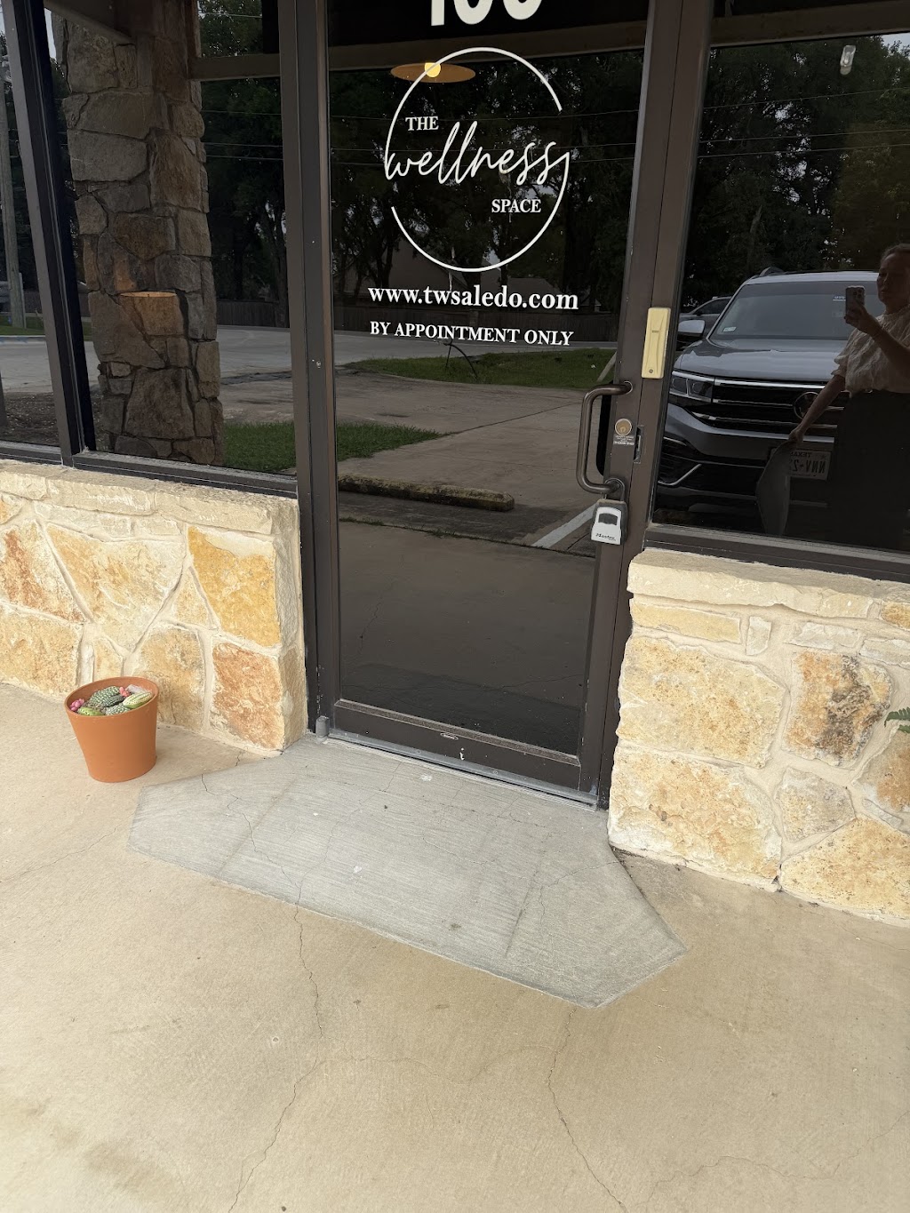 The Wellness Space Aledo | 9899 E Bankhead Hwy #100, Aledo, TX 76008, USA | Phone: (682) 233-3277