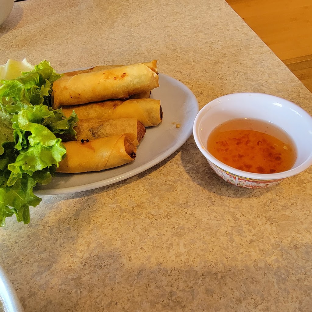 Vietnamese & Chinese Noodle House | 600 E 8th St #5, National City, CA 91950, USA | Phone: (619) 477-5643
