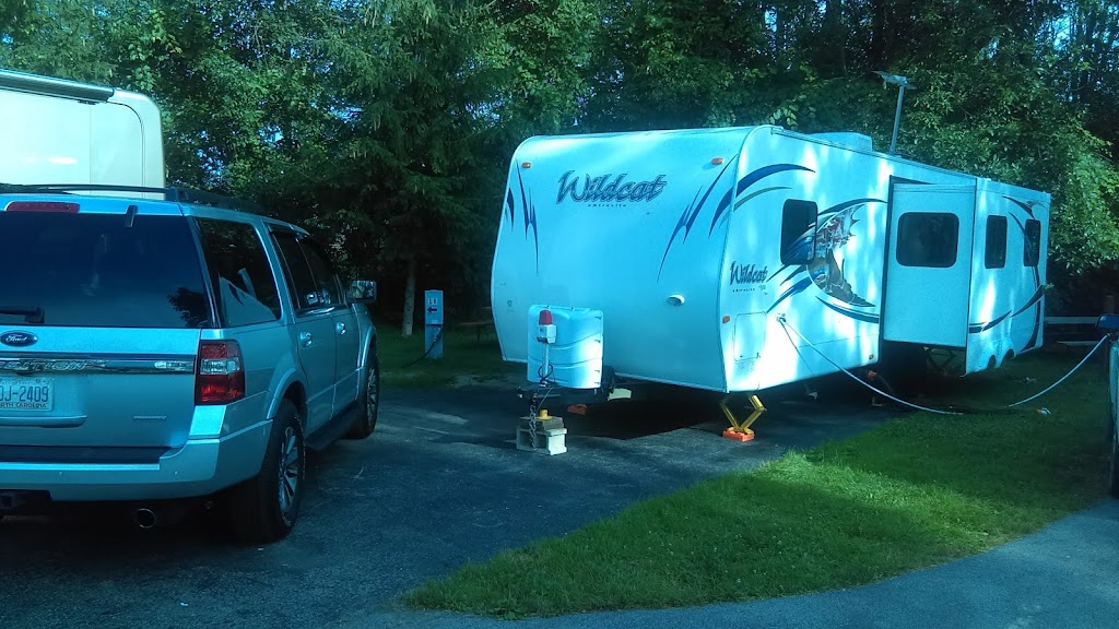 Royal Motel & Campgrounds | 3333 Niagara Falls Blvd, North Tonawanda, NY 14120, USA | Phone: (716) 693-5695 Royal Motel & Campgrounds | 3333 Niagara Falls Blvd, North Tonawanda, NY 14120, USA | Phone: (716) 693-5695