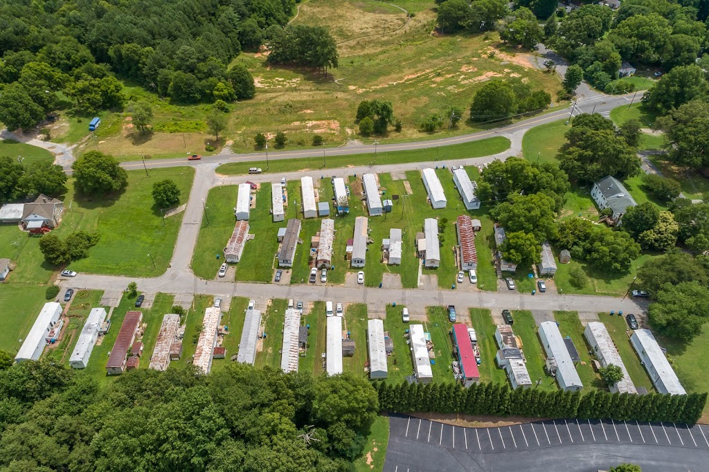 Fairview Park | Gastonia Mobile Home Park | 1926 Cloverdale Cir, Gastonia, NC 28052, USA | Phone: (844) 749-7625