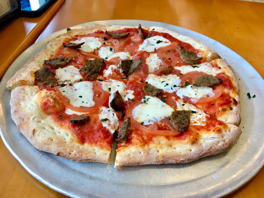 Unchained Pizza | 550 Adams St D, Quincy, MA 02169, USA | Phone: (617) 934-1450