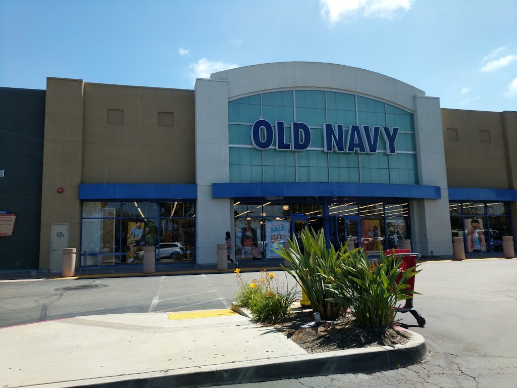 Old Navy | 1821 University Dr #120, Vista, CA 92083, USA | Phone: (760) 659-5351