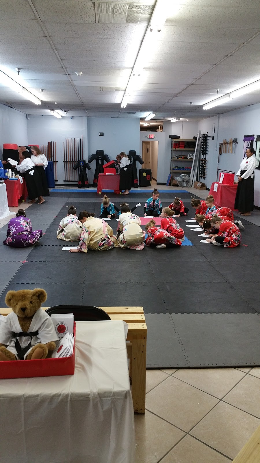 Kentuckiana Shotokan Karate Do (KSKD) | 9103 Galene Dr, Jeffersontown, KY 40299, USA | Phone: (502) 977-5425