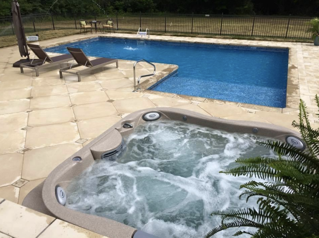 Knickerbocker Pools & Spas | 2000 US-68, Xenia, OH 45385, USA | Phone: (937) 372-3839