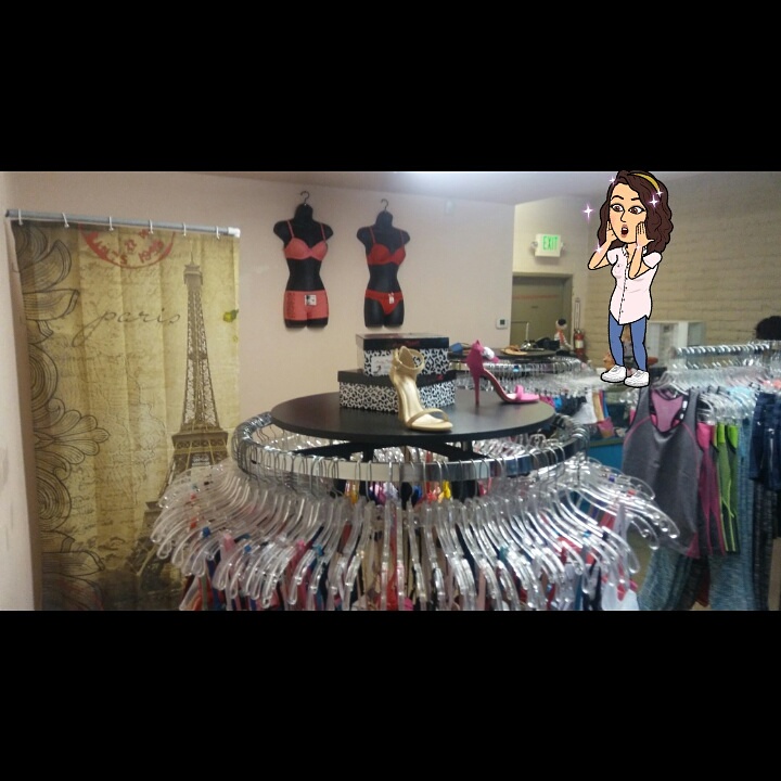Ellies Boutique | 314 N Central Ave, Avondale, AZ 85323, USA | Phone: (602) 754-6995