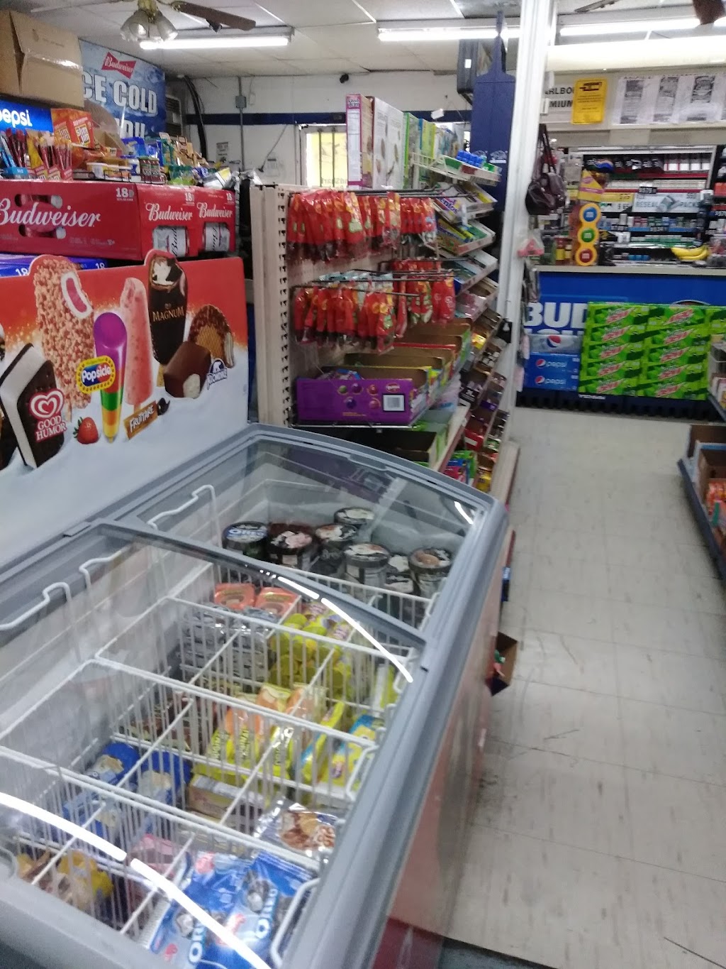 Hudson Beach Mini Mart | 6920 Clark St, Hudson, FL 34667, USA | Phone: (727) 260-7030