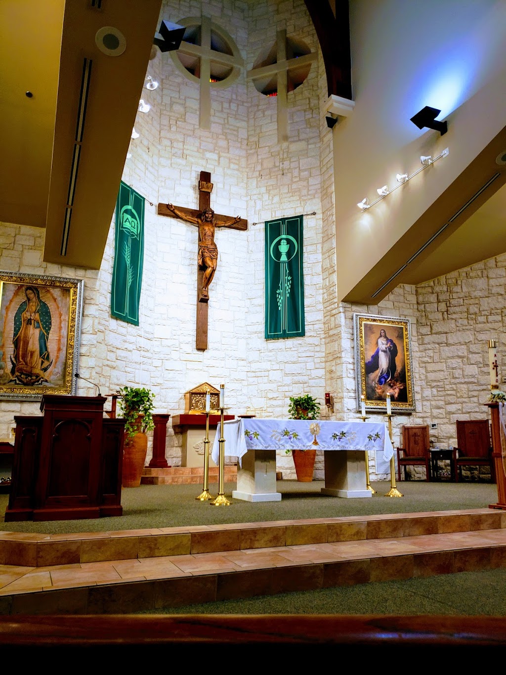 Kyle, St. Anthony Marie de Claret | 801 Burleson St, Kyle, TX 78640, USA | Phone: (512) 268-5311