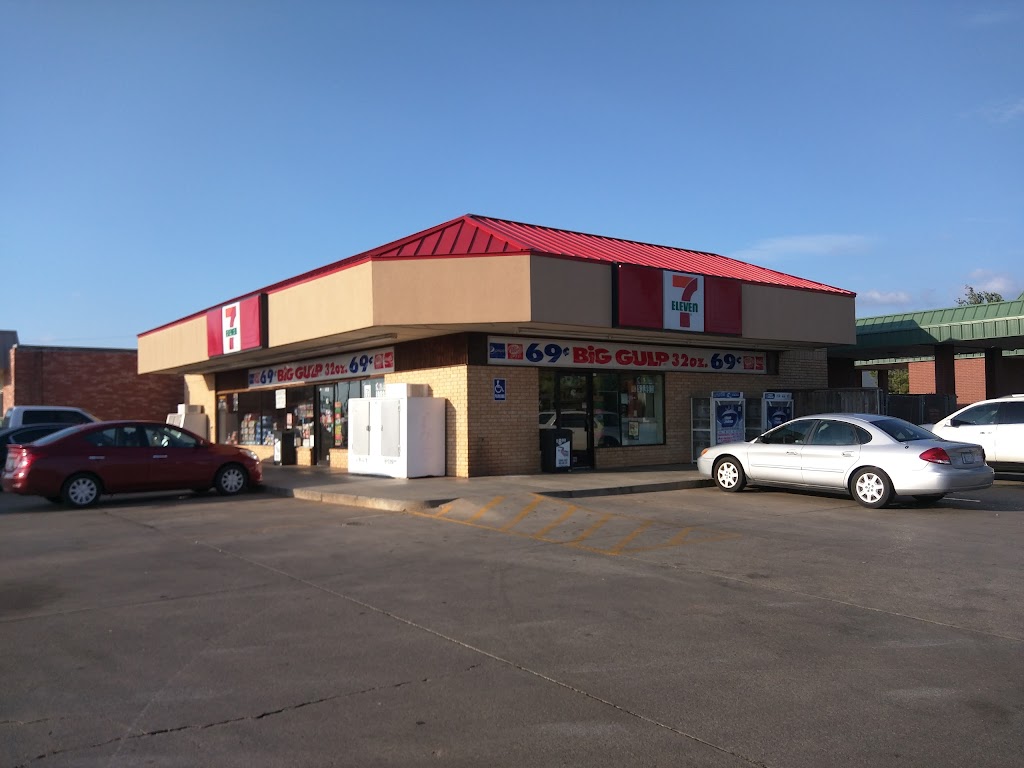 7-Eleven | 1201 12th Ave NE, Norman, OK 73071, USA | Phone: (405) 329-2744