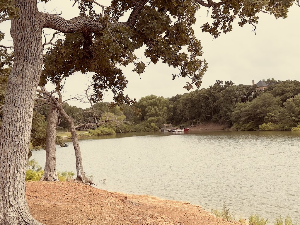 Sunset Point Park | 400 N Edgewater Dr, Highland Village, TX 75077, USA | Phone: (972) 317-7430