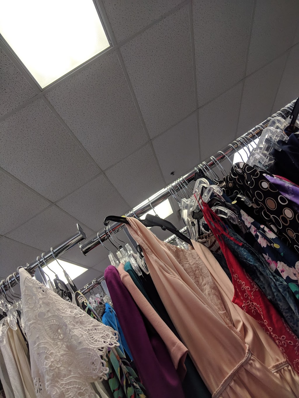 Goodwill | 6438 KY-146, Crestwood, KY 40014, USA | Phone: (502) 243-0169