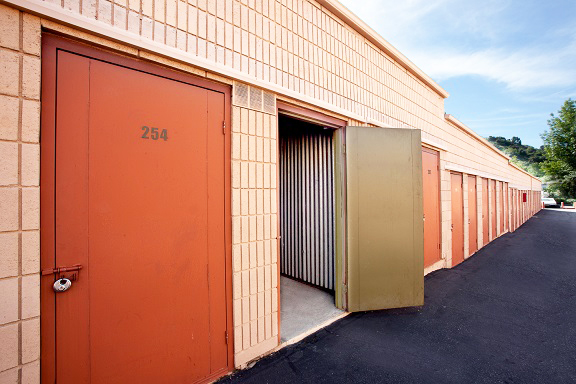 Low Cost Storage Glendora | 700 E Rte 66, Glendora, CA 91740, USA | Phone: (626) 335-9868