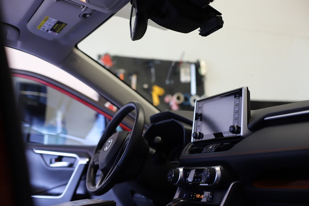 EzDashcam - Mobile Dash Cam Installation Service | 8020 E Thomas Rd, Scottsdale, AZ 85251, USA | Phone: (602) 456-0126