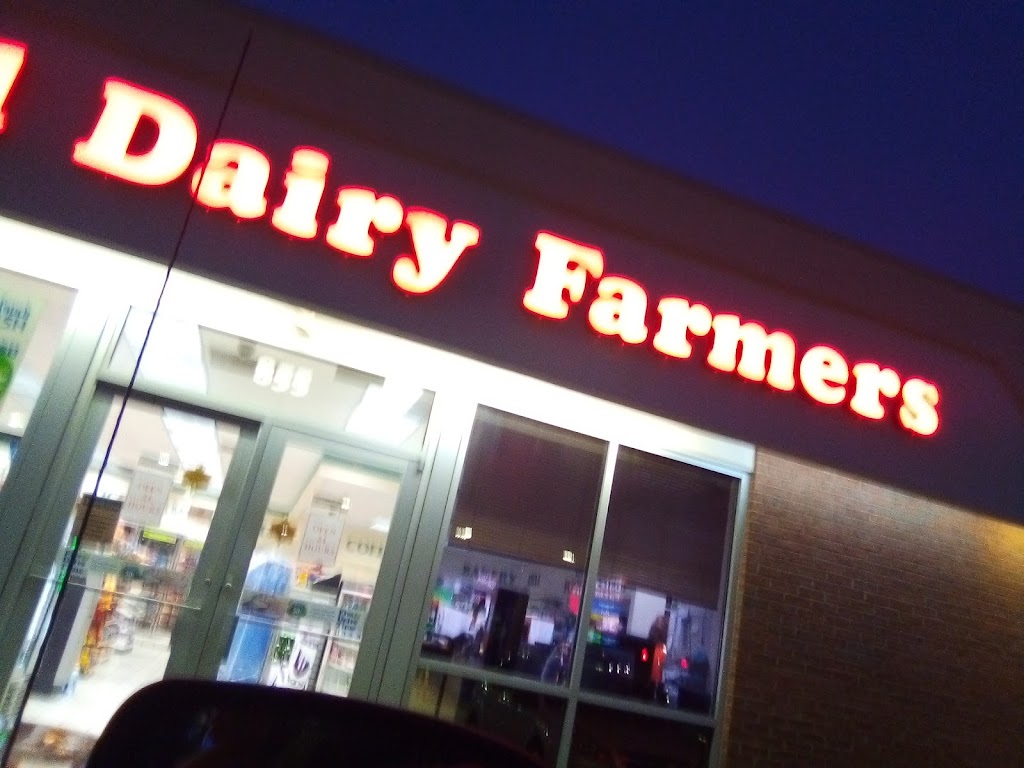 United Dairy Farmers | 855 W Eads Pkwy, Lawrenceburg, IN 47025, USA | Phone: (812) 537-0502