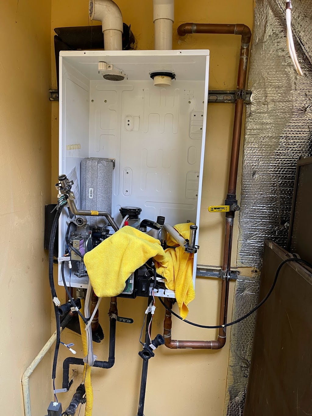 Tankless Pro | 2445 Augustine Dr, Santa Clara, CA 95054, USA | Phone: (424) 410-3111