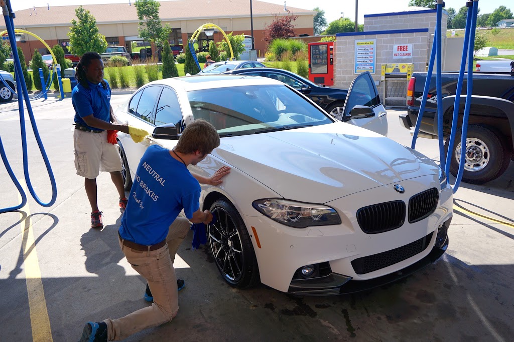 GO Car Wash | 1900 W Foxwood Dr, Raymore, MO 64083 | Phone: (816) 892-4495