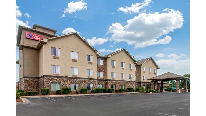 Comfort Suites | 864 Ben Ali Dr, Danville, KY 40422, USA | Phone: (859) 936-9300