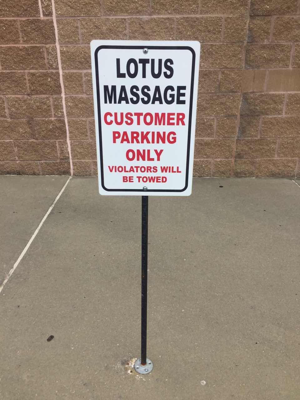 Lotus Massage Spa | 912 W 39th St, Kansas City, MO 64111, USA | Phone: (816) 835-7544