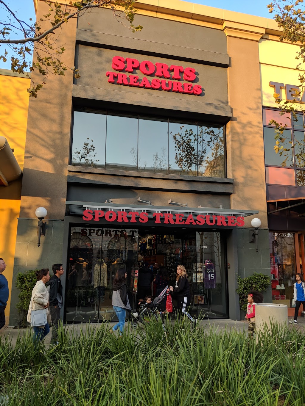 Sports Treasures | 12474 N Mainstreet, Rancho Cucamonga, CA 91739, USA | Phone: (909) 922-8200