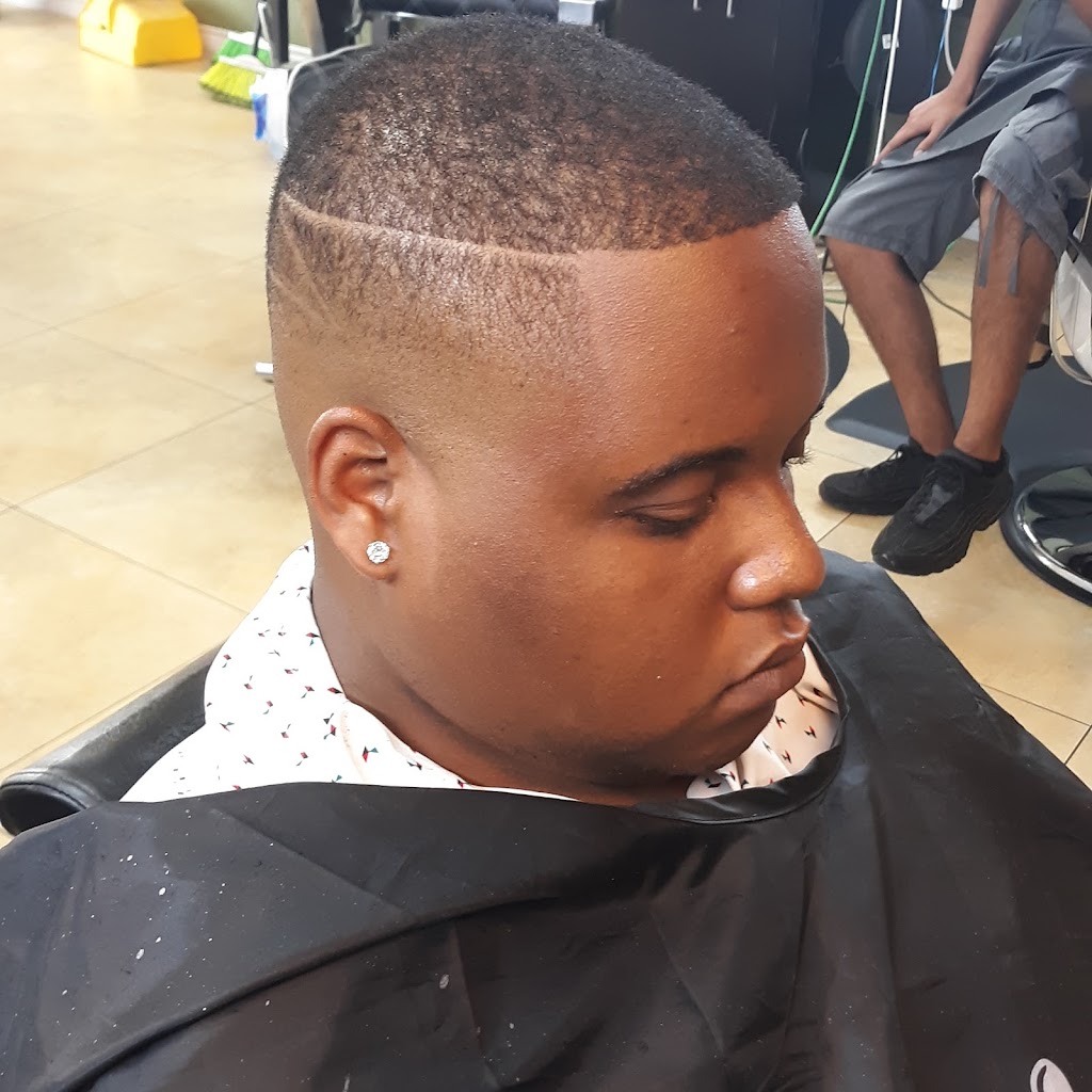 GIOS BARBER | 2911 Lombardy Ln #102, Dallas, TX 75220, USA | Phone: (818) 554-0664