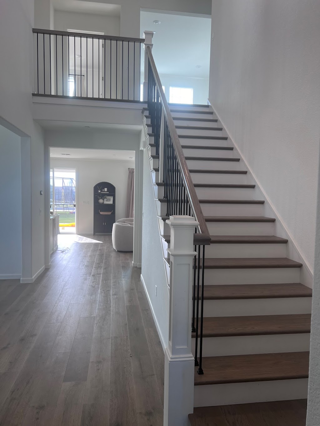 C & L Stairs and Millwork Inc. | 6043 Power Inn Rd Suite A, Sacramento, CA 95824, USA | Phone: (916) 387-0959