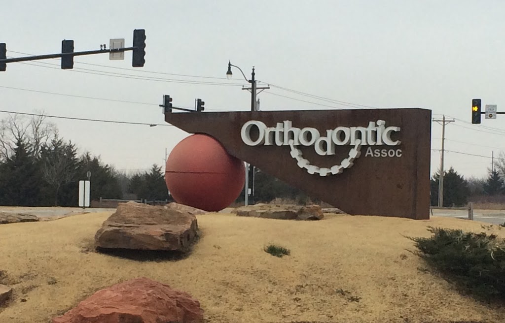 Orthodontic Associates | 3000 N Kelly Ave, Edmond, OK 73003, USA | Phone: (405) 562-2233