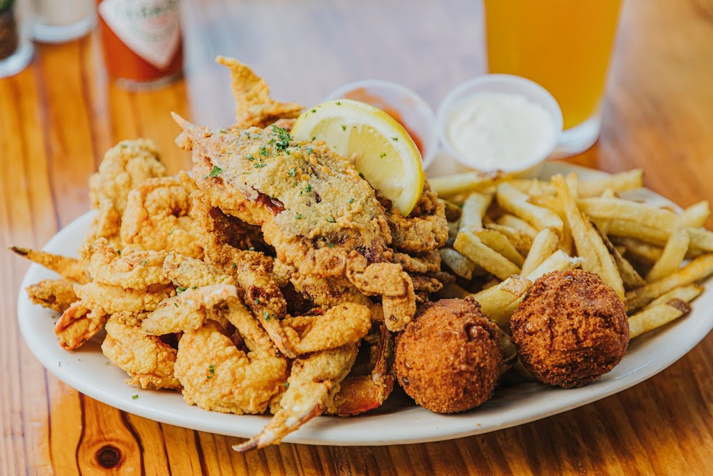 The Blue Crab Northshore | 118 Harbor View Ct, Slidell, LA 70458 | Phone: (985) 315-7001