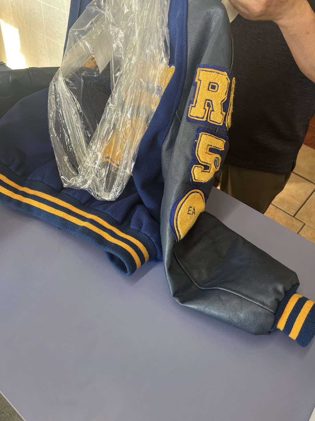 Uneeda Cleaners Dry Cleaning & Restoration | 106 Mystic Blvd, Houma, LA 70360, USA | Phone: (985) 872-5816