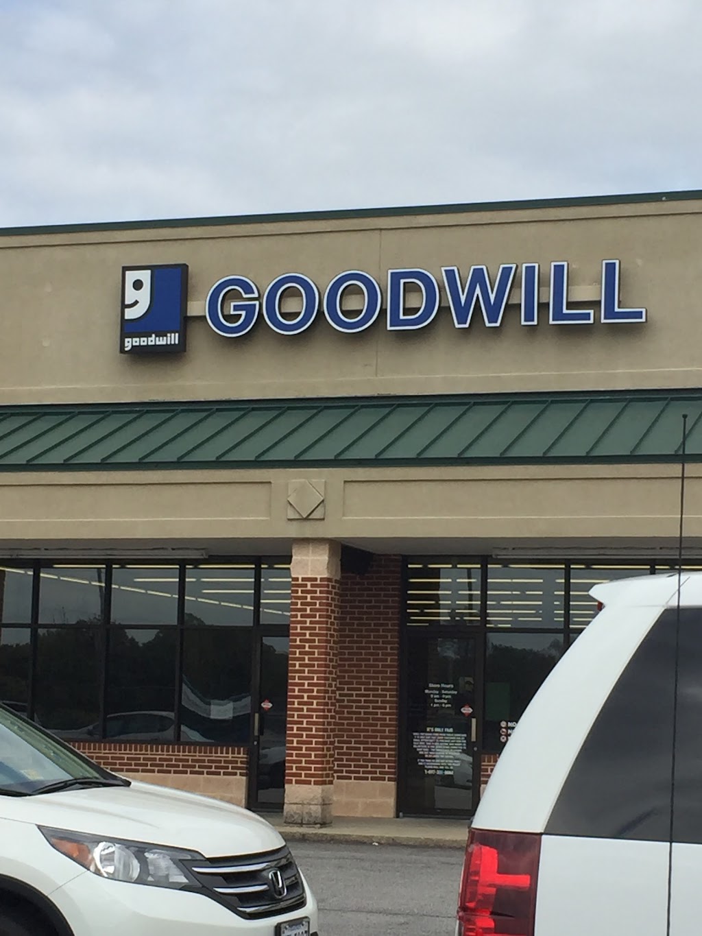 Goodwill Store and Donation Center | 4044 Franklin Turnpike, Danville, VA 24540, USA | Phone: (434) 421-3270