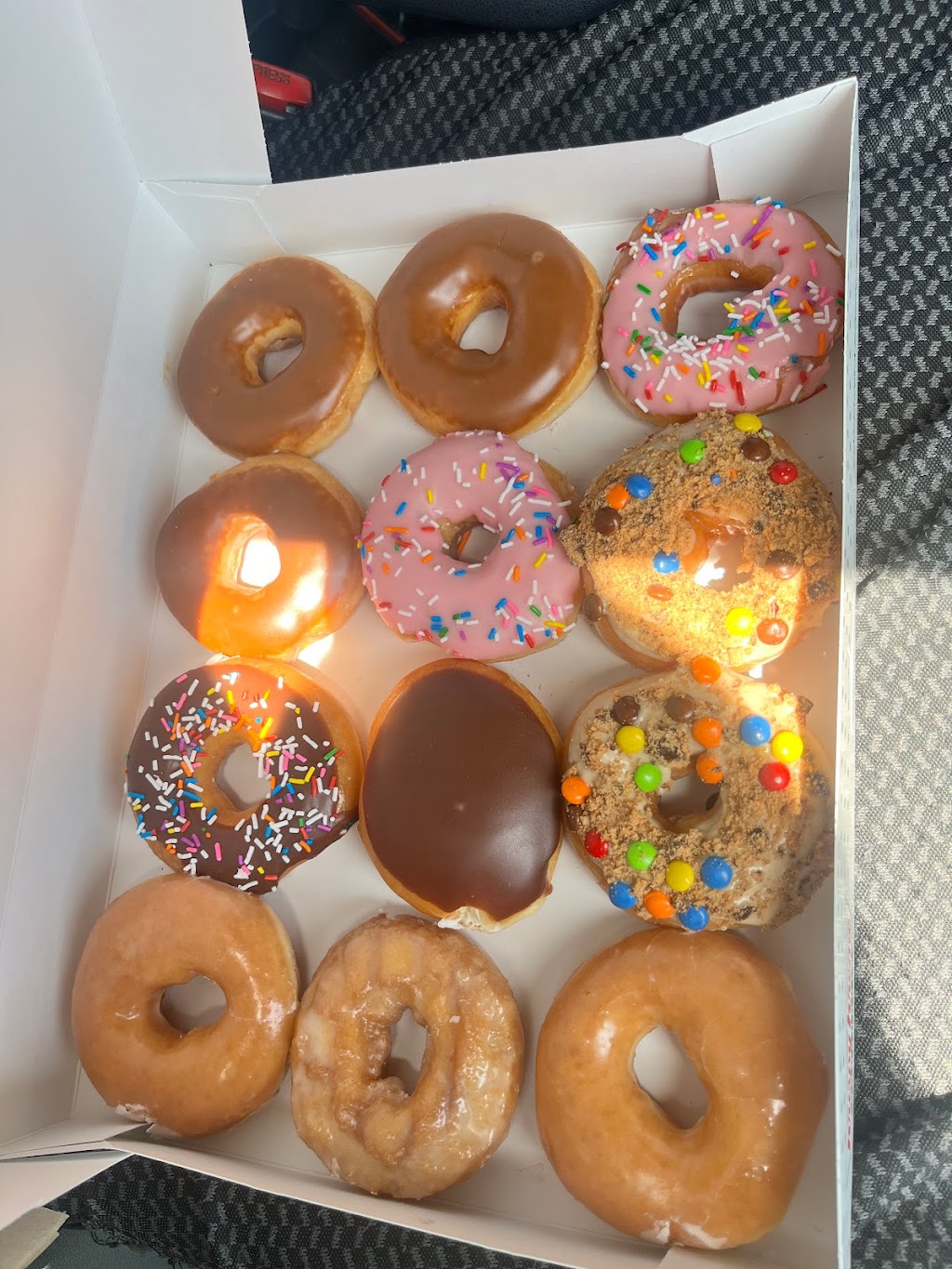 Krispy Kreme | 1024 W Gladstone St, San Dimas, CA 91773, USA | Phone: (909) 599-4882