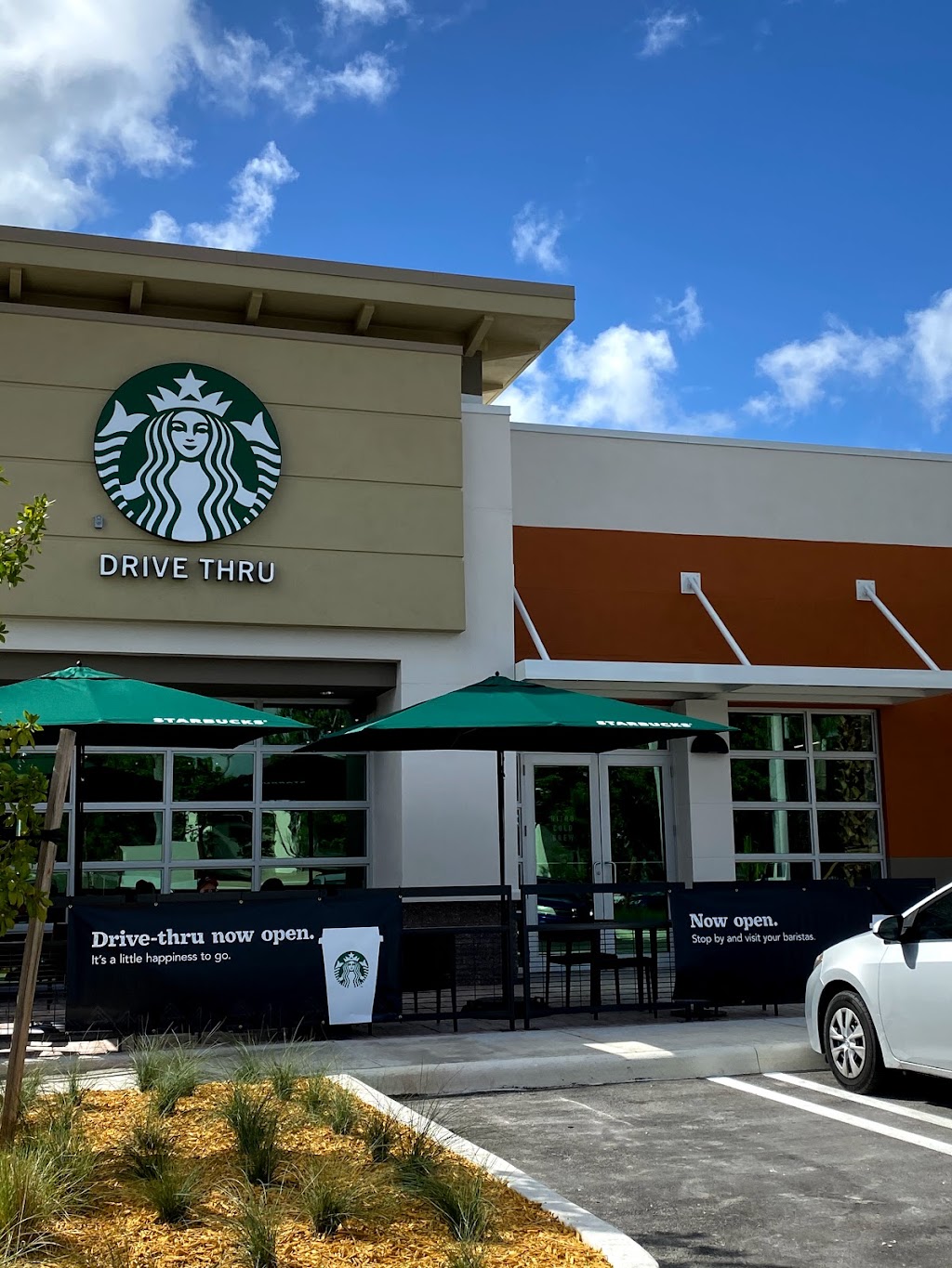 Starbucks at Coral Reef Commons | 15205 SW 127th Ave, Miami, FL 33177, USA | Phone: (954) 395-6314