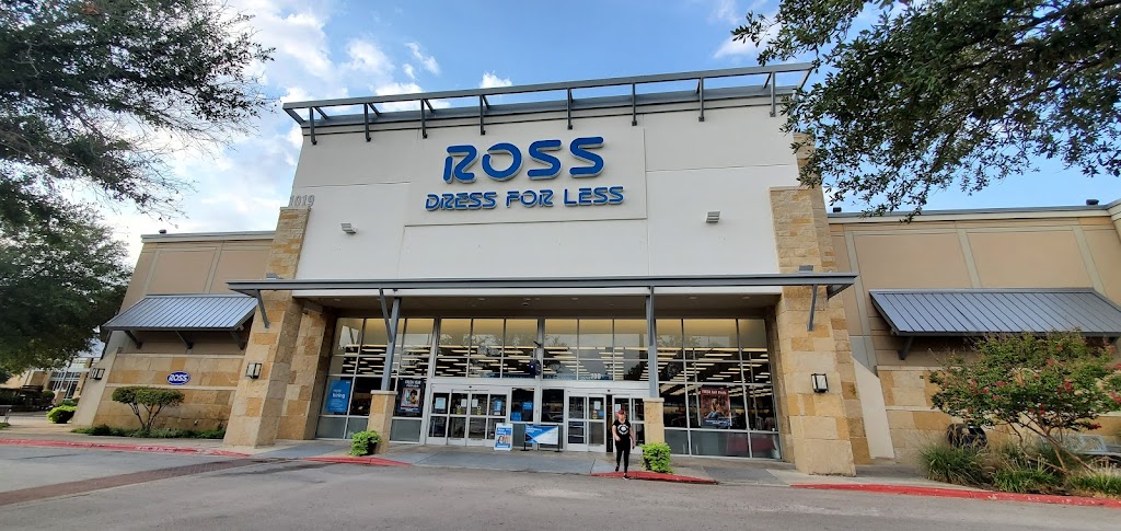 Ross Dress for Less | 1019 W University Ave, Georgetown, TX 78628, USA | Phone: (512) 863-4696