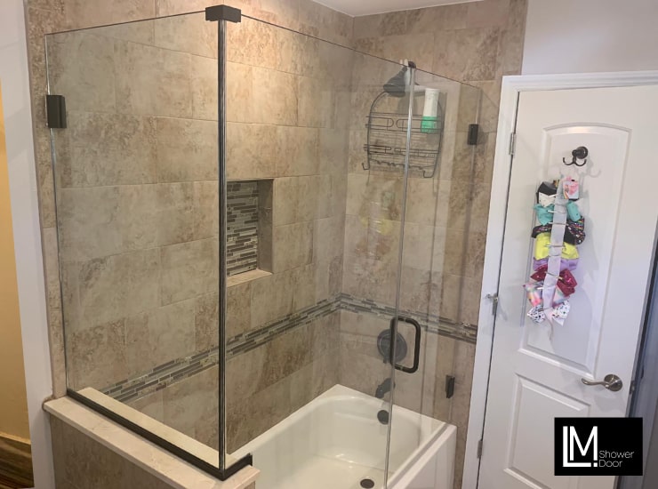 LM Shower Door | 18 Evans Ave, Hempstead, NY 11550, USA | Phone: (516) 737-9637