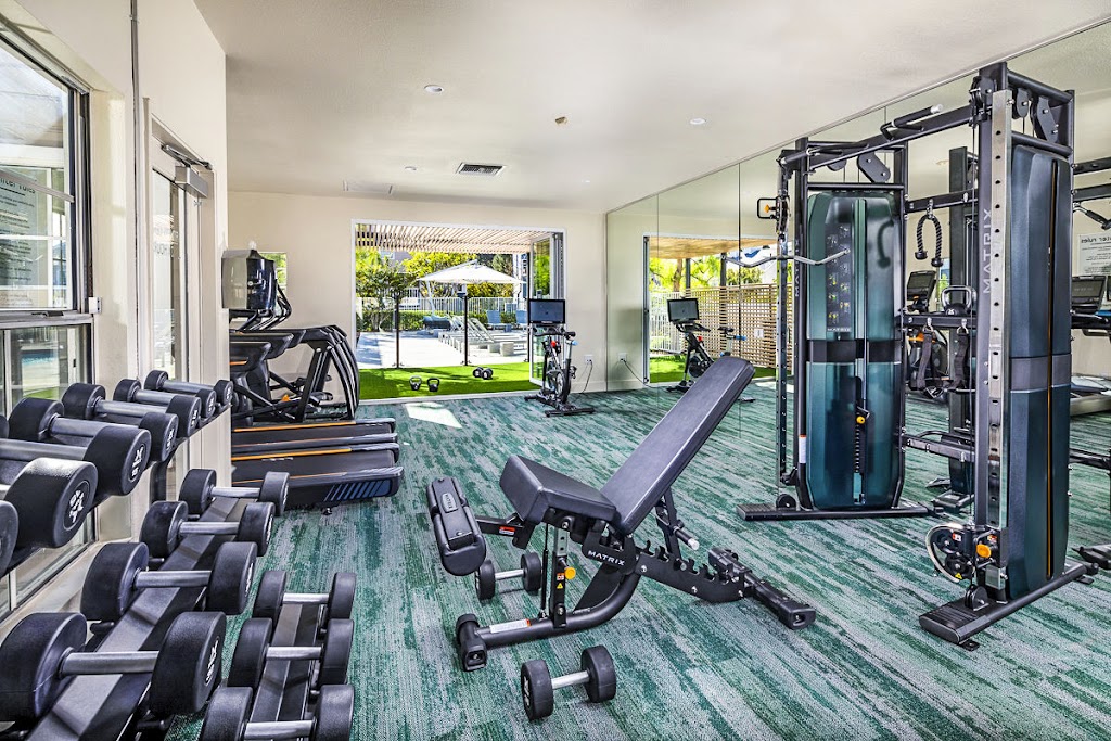 Channel Point Apartments | 5926 Bixby Village Dr, Long Beach, CA 90803, USA | Phone: (562) 222-8024