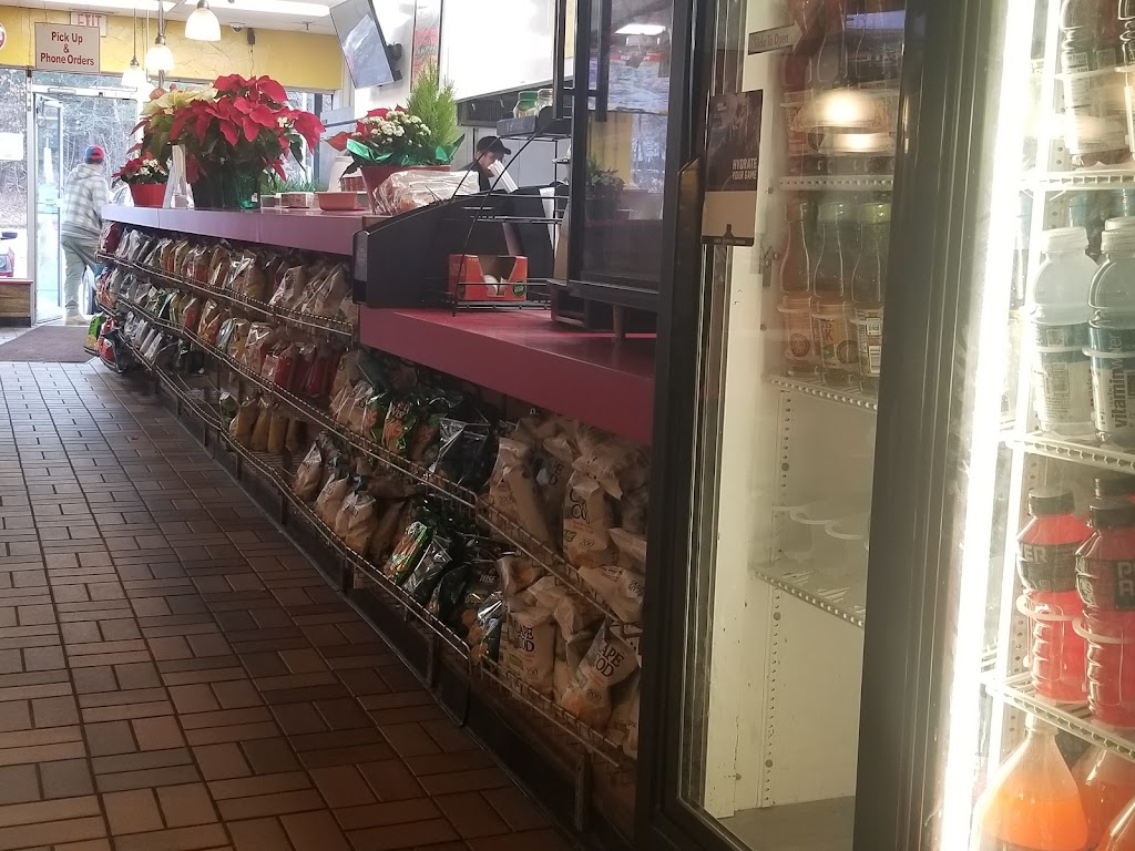 Christophers Subs & Pizza | 264 Main Dunstable Rd, Nashua, NH 03062, USA | Phone: (603) 883-2362