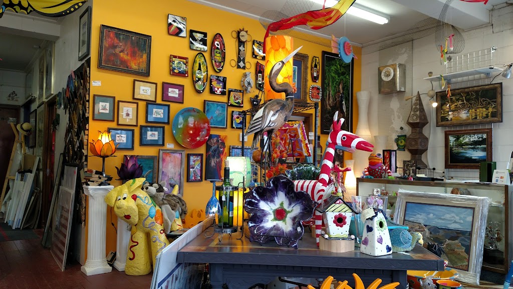 Art N Oddities | 5833 W Lincoln Ave, Milwaukee, WI 53219, USA | Phone: (414) 329-2788