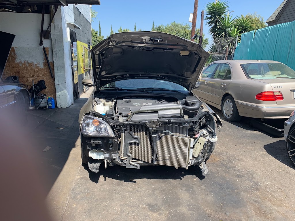 link T and C auto body repair | 3516 W Slauson Ave, Los Angeles, CA 90043 | Phone: (323) 389-8259