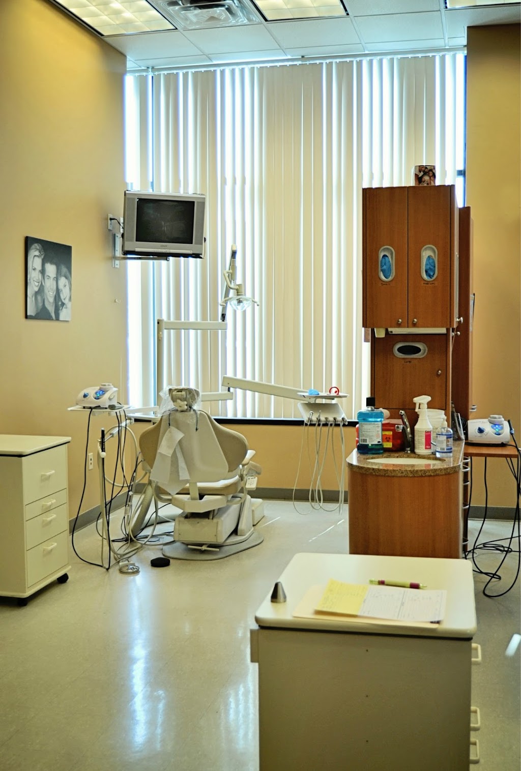 Rowan Dental Associates | 8050 Rowan Rd #100, Cranberry Twp, PA 16066, USA | Phone: (724) 778-8900