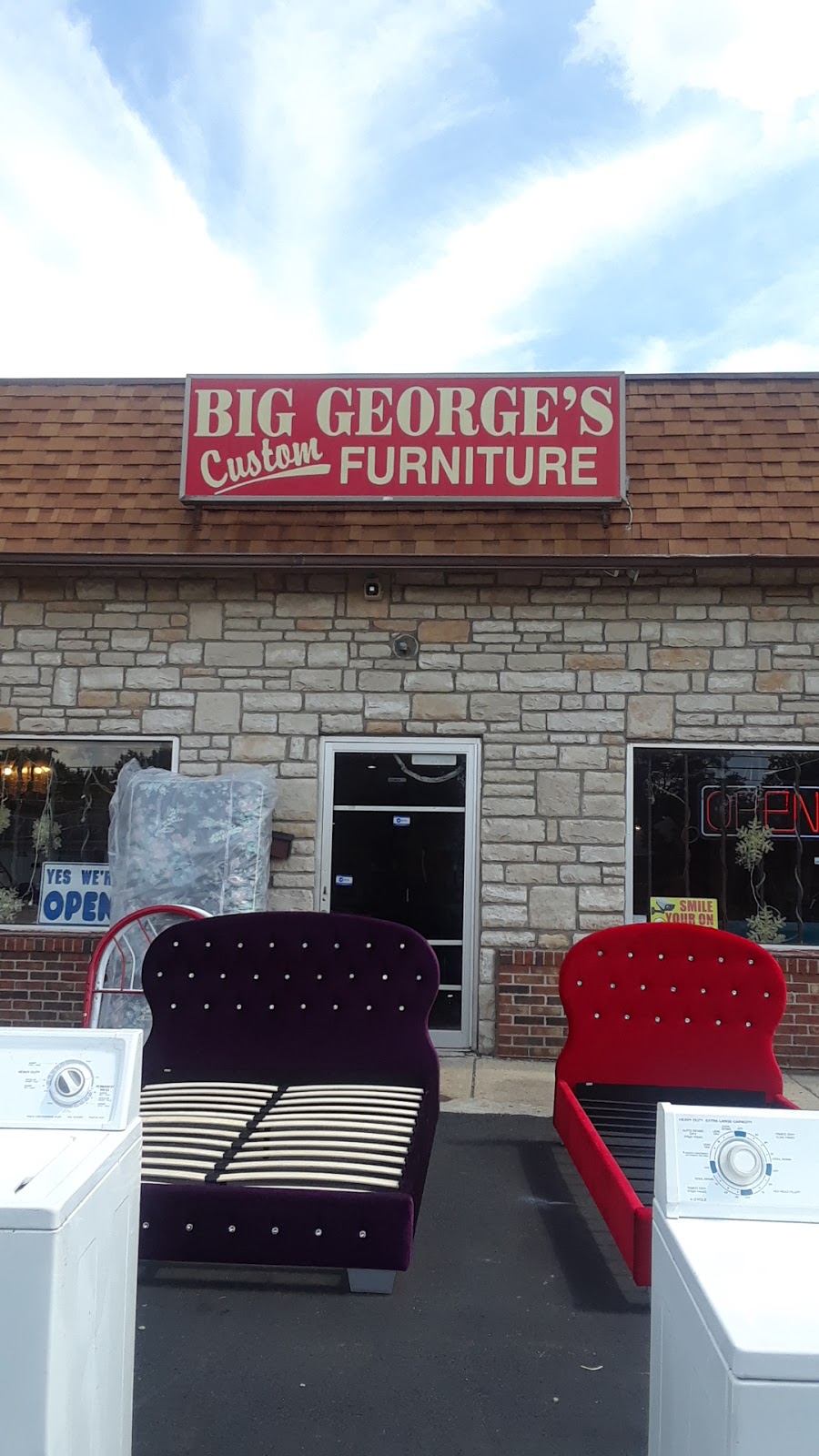 Big Georges Custom Furniture, Appliances, and Electronics | 1452 Courtright Rd, Columbus, OH 43227, USA | Phone: (614) 231-8100