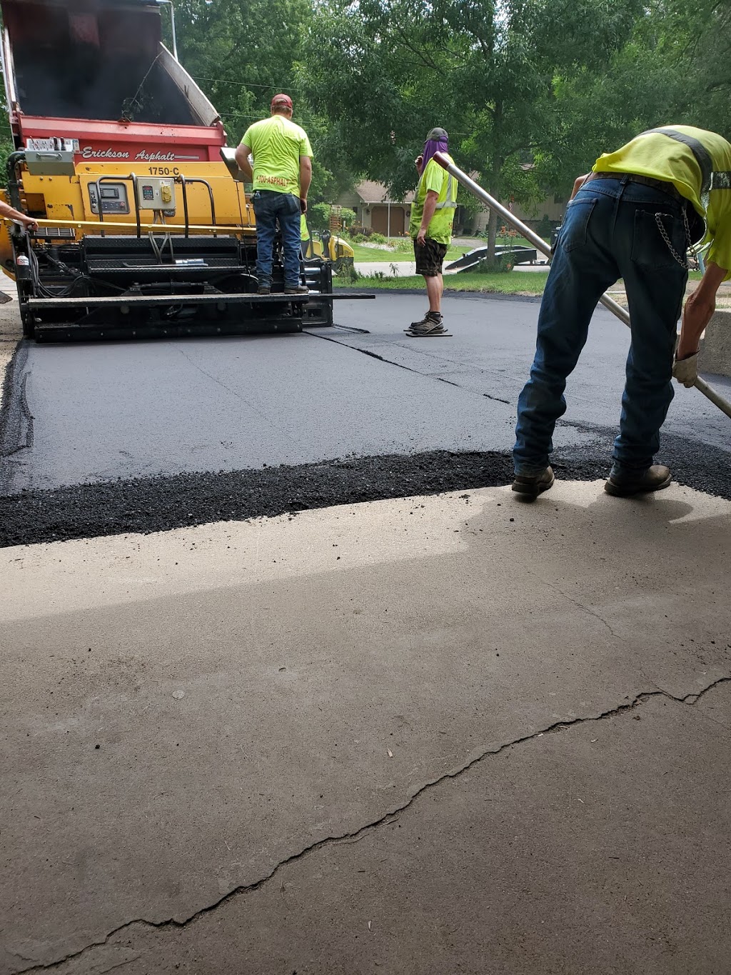 Erickson Asphalt | 12669 US-169, Elk River, MN 55330, USA | Phone: (763) 389-5267