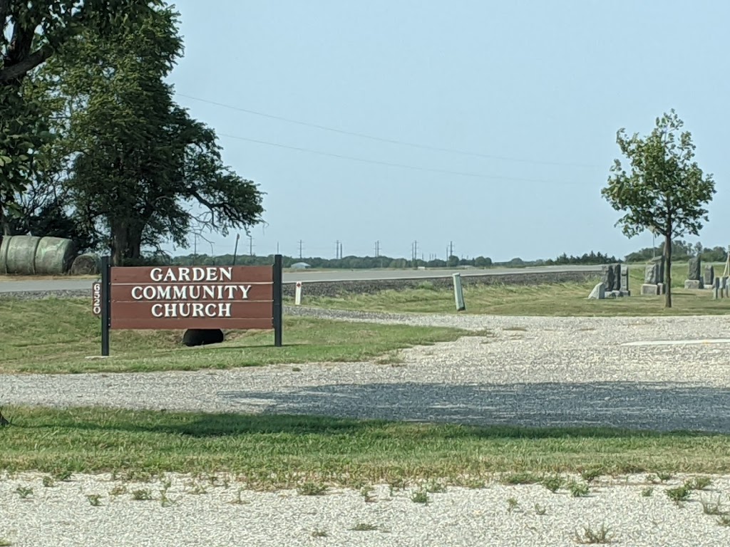 Garden Community Church | 6520 N Halstead Rd, Moundridge, KS 67107, USA | Phone: (620) 327-4413