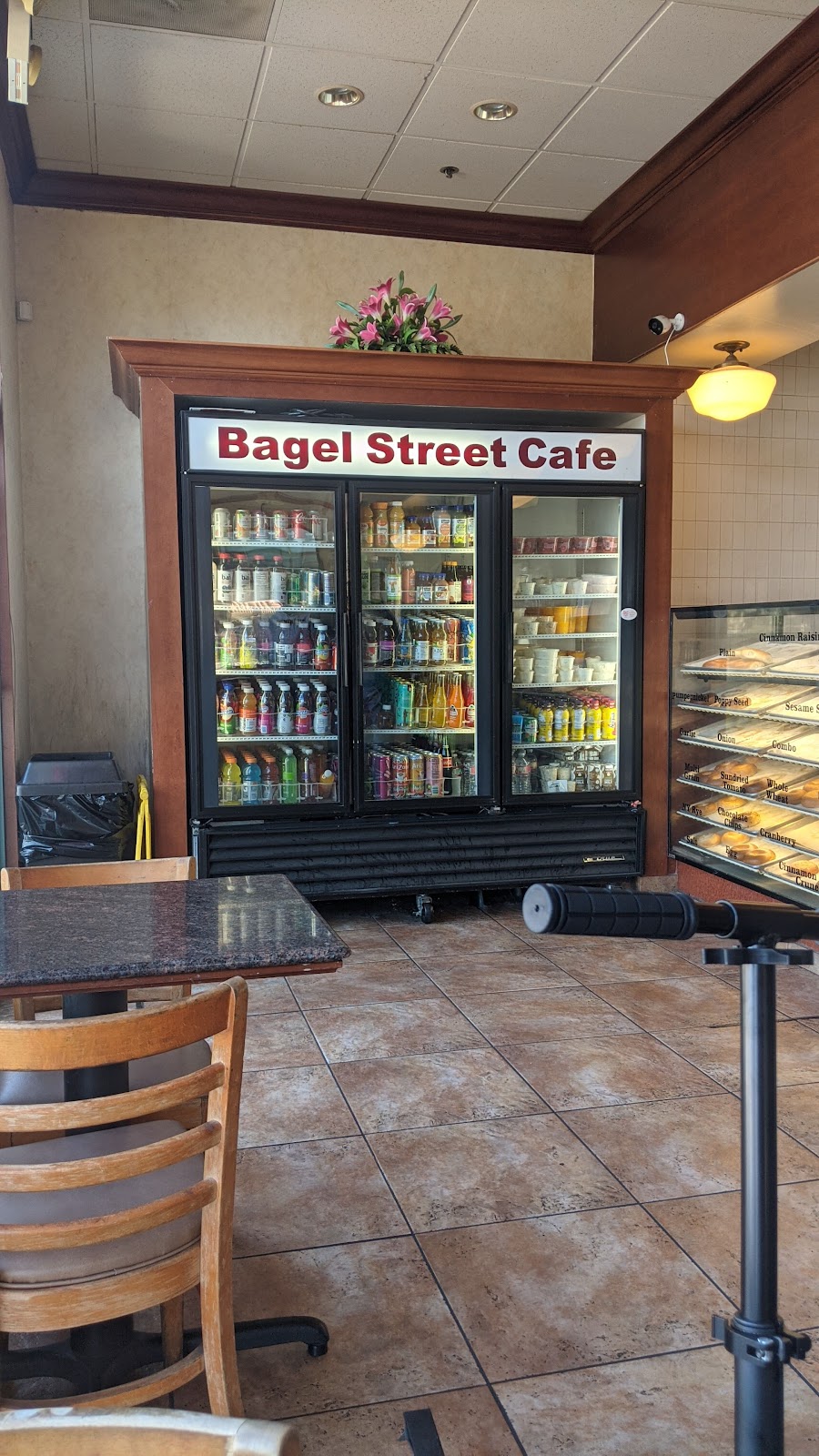 Bagel Street Cafe | 1049 El Monte Ave, Mountain View, CA 94040, USA | Phone: (650) 988-0288