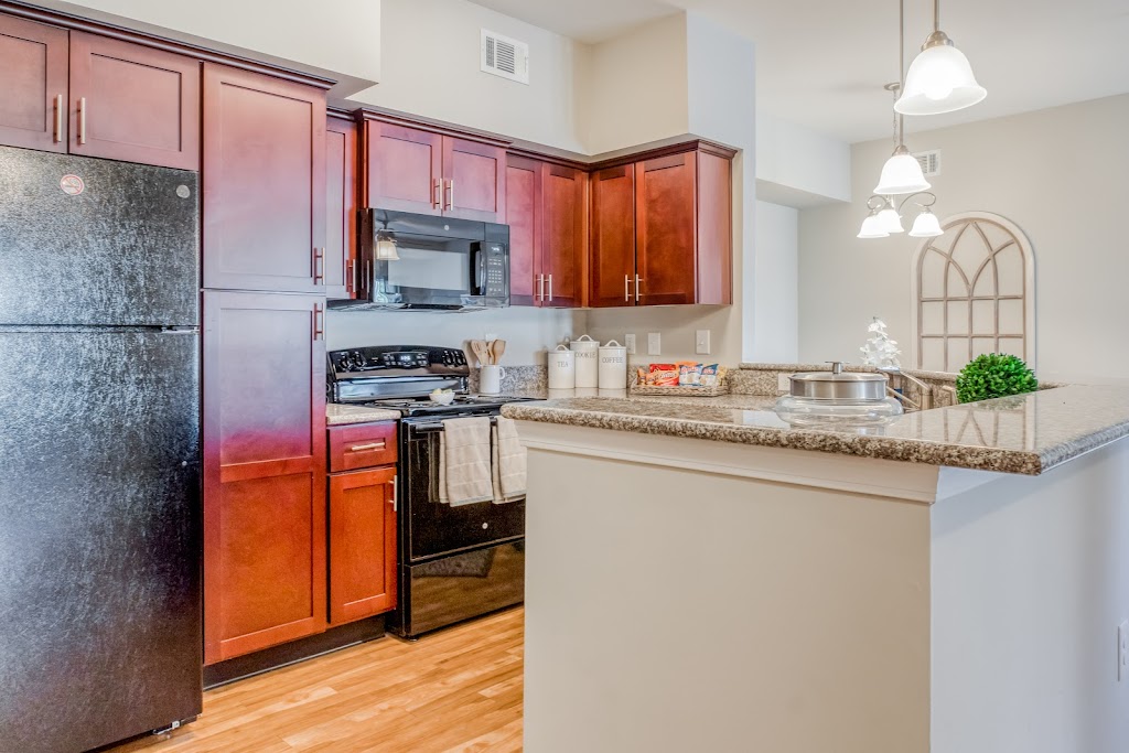Revere at Tega Cay | 260 N Revere Cove, Tega Cay, SC 29708, USA | Phone: (803) 547-7833