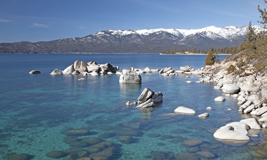 Waters of Tahoe Vacation Properties | 6950 N Lake Blvd, Tahoe Vista, CA 96148, USA | Phone: (530) 546-8904