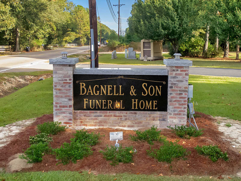 Bagnell & Son Funeral Home | 75212 Lee Rd, Covington, LA 70435, USA | Phone: (985) 893-2235