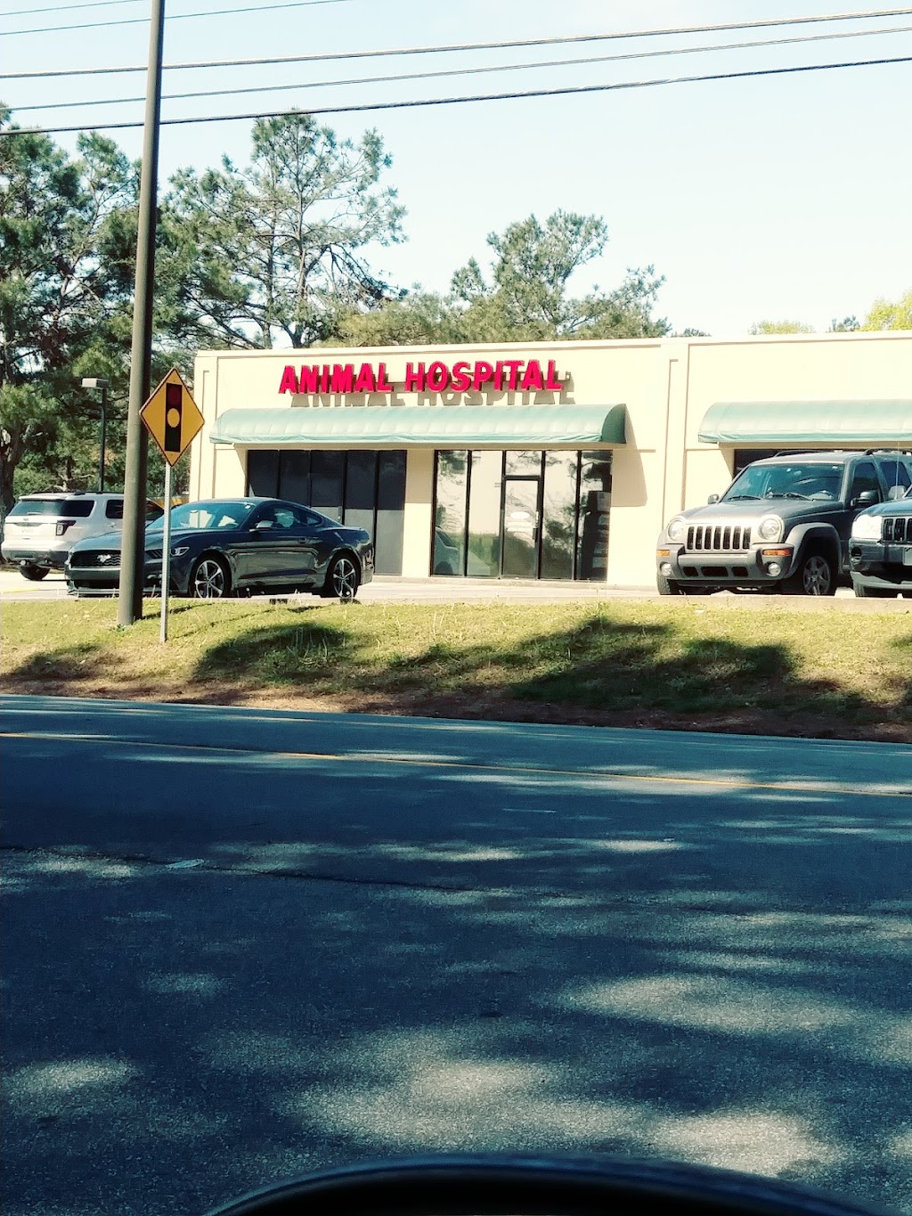 Animal Hospital of W Woodstock | 6687 Bells Ferry Rd # A, Woodstock, GA 30189, USA | Phone: (770) 924-8847