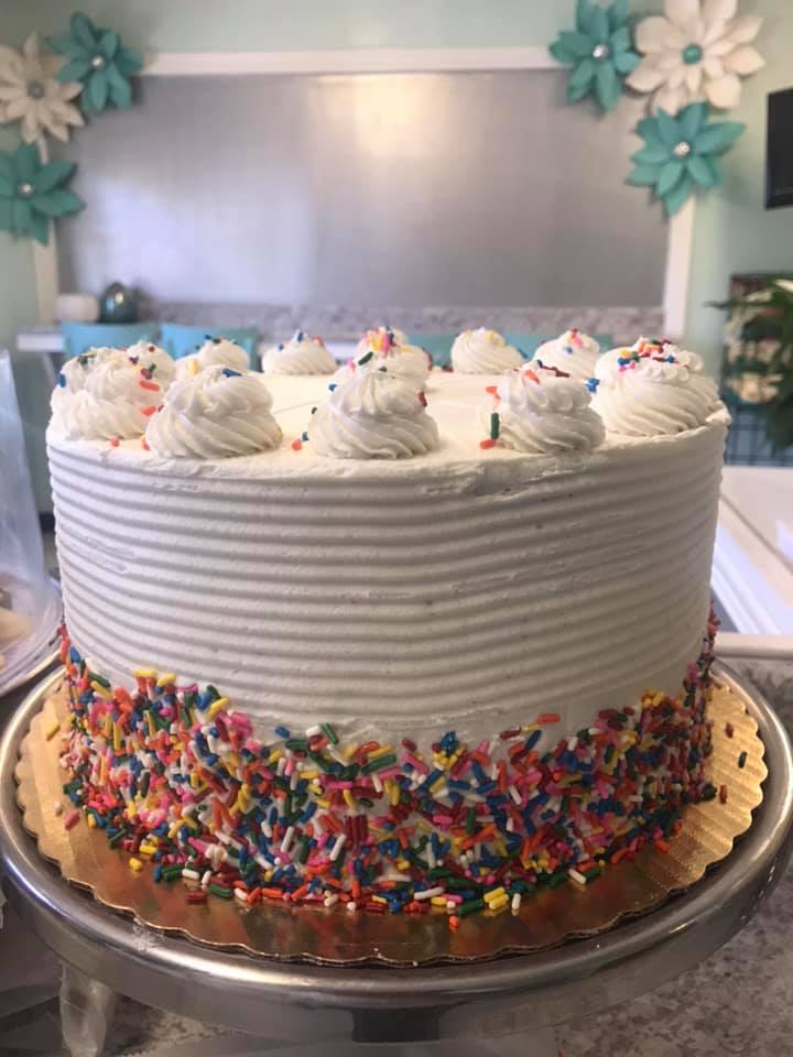 Sweet Temptations Custom Artisan Cakes | 21206 Chesterfield Ave, South Chesterfield, VA 23803, USA | Phone: (804) 526-4760