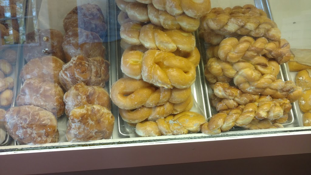 Yum-Ee Donuts CASH OR CHECK ONLY!!!! | 14 S Vernon St, Sunbury, OH 43074, USA | Phone: (740) 965-4802